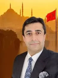 YETKİ ELİNDEYKEN KİMDİN?